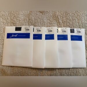 Hanes Off Black Pantyhose